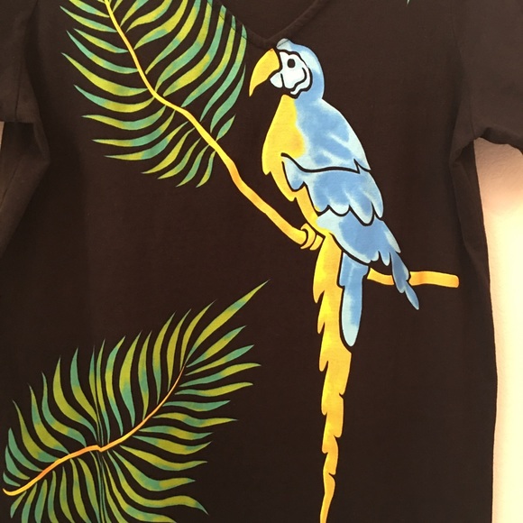 Only Necessities Black TShirt Parrot Macaw Print M - Picture 6 of 8